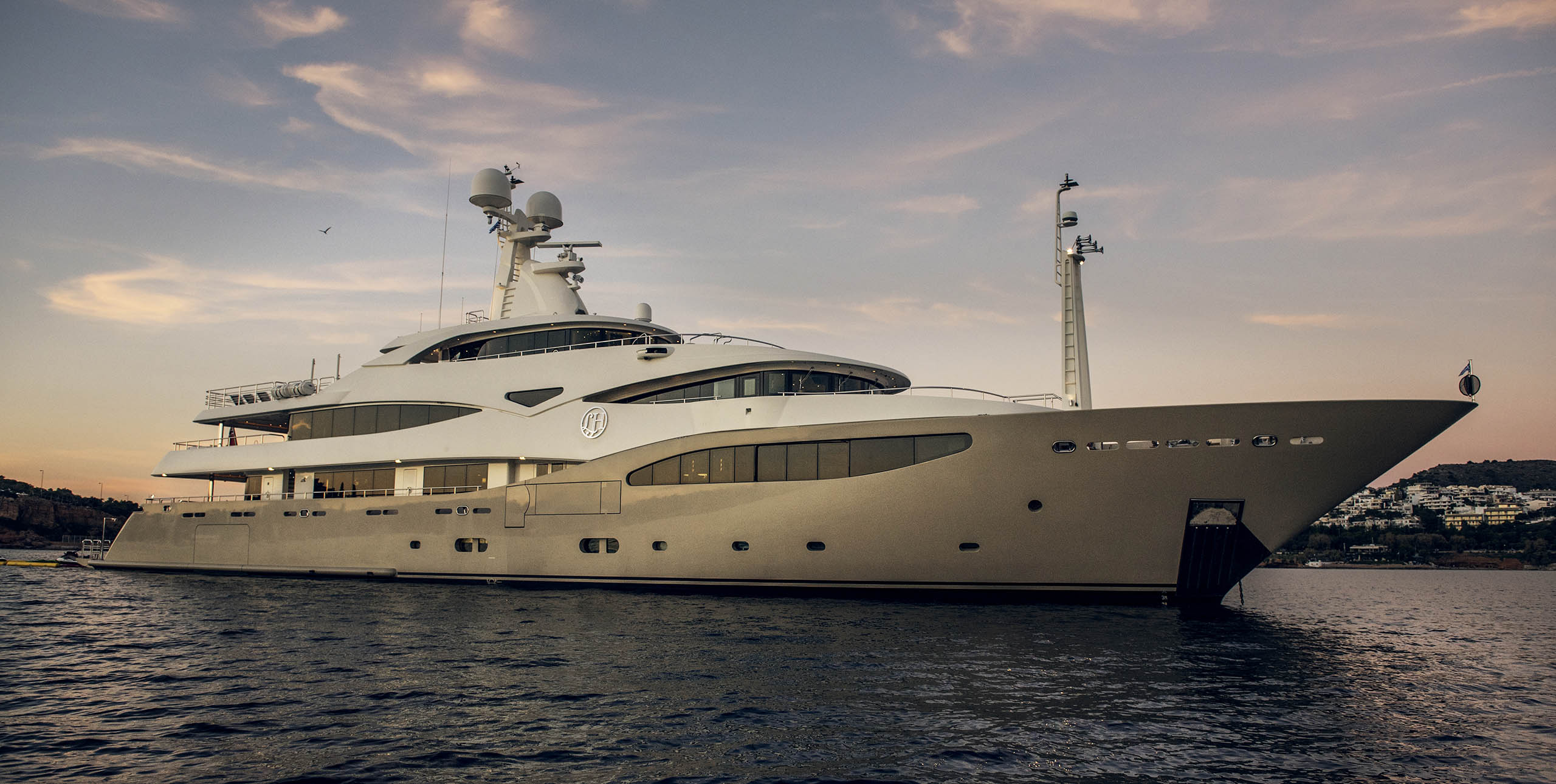 Motoryacht Light Holic 12 People