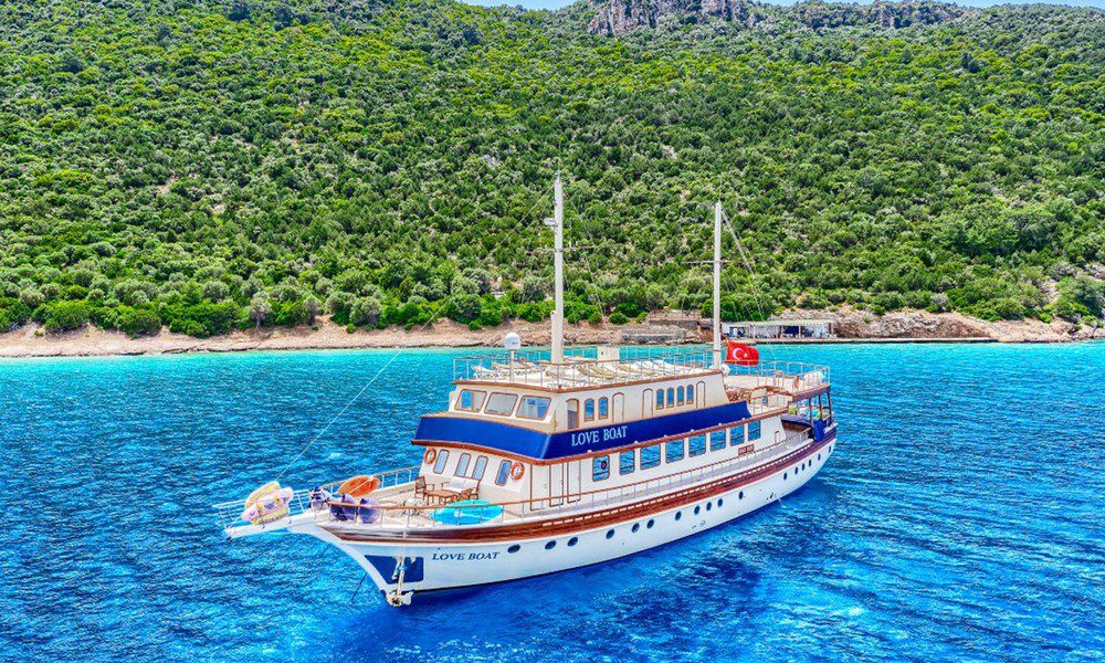 Gulet Love Boat 36 People